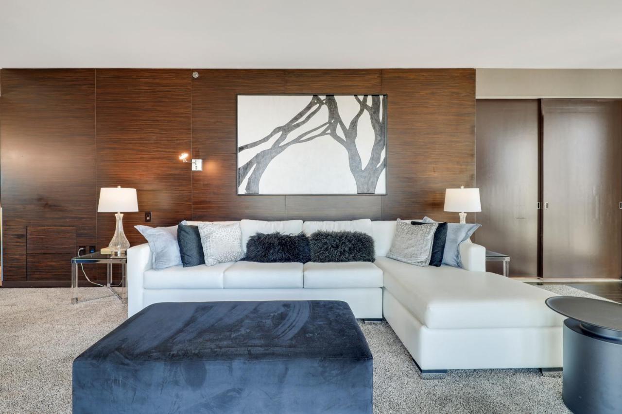 Vegas Palms High 52nd Fl. 1bdr Corner Penthouse 1220sqft Apartahotel