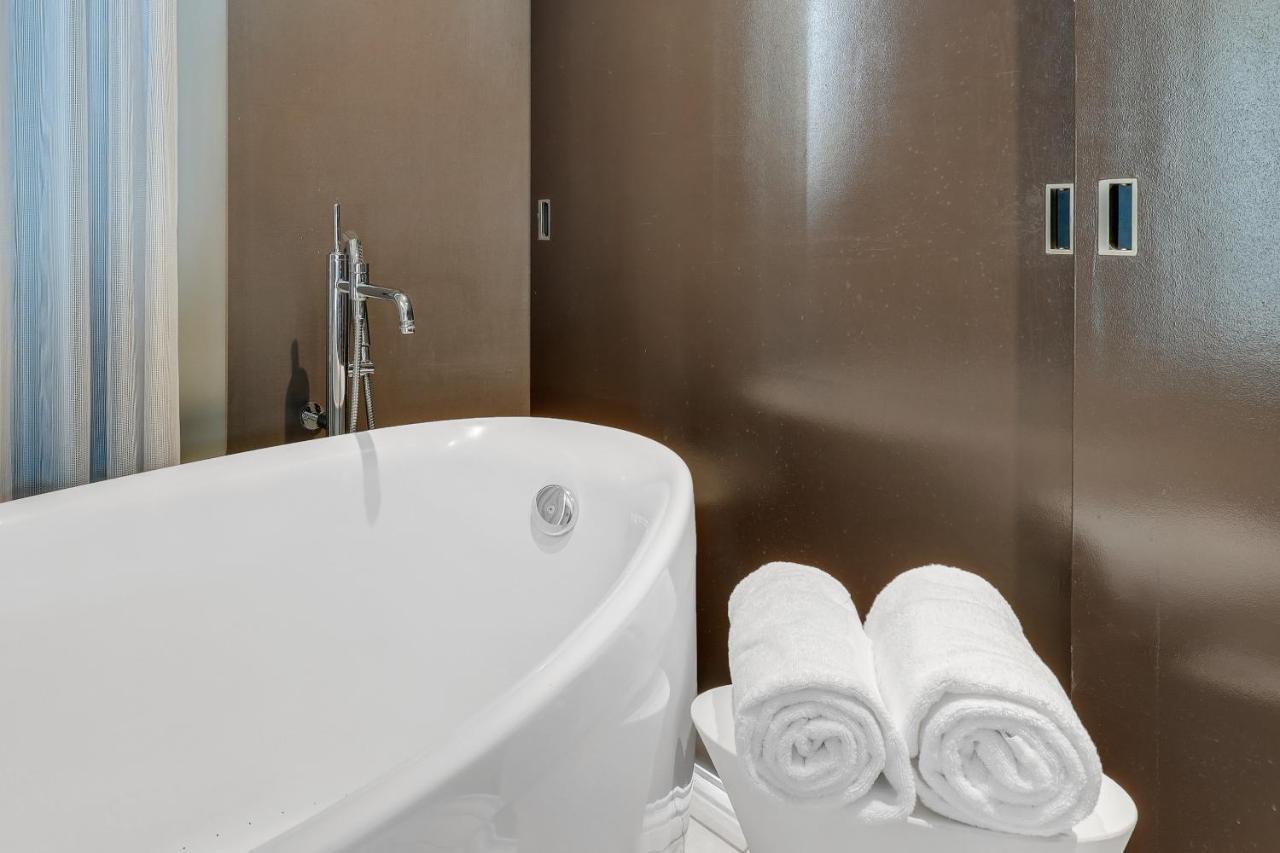 Apartahotel Vegas Palms High 52nd Fl. 1bdr Corner Penthouse 1220sqft *