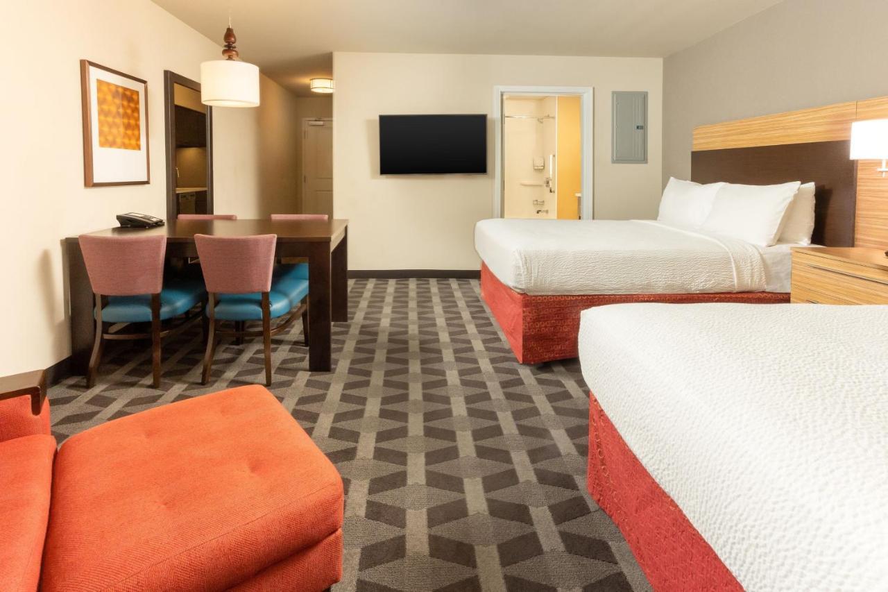 Hotel Towneplace By Marriott Vegas Stadium District 3*