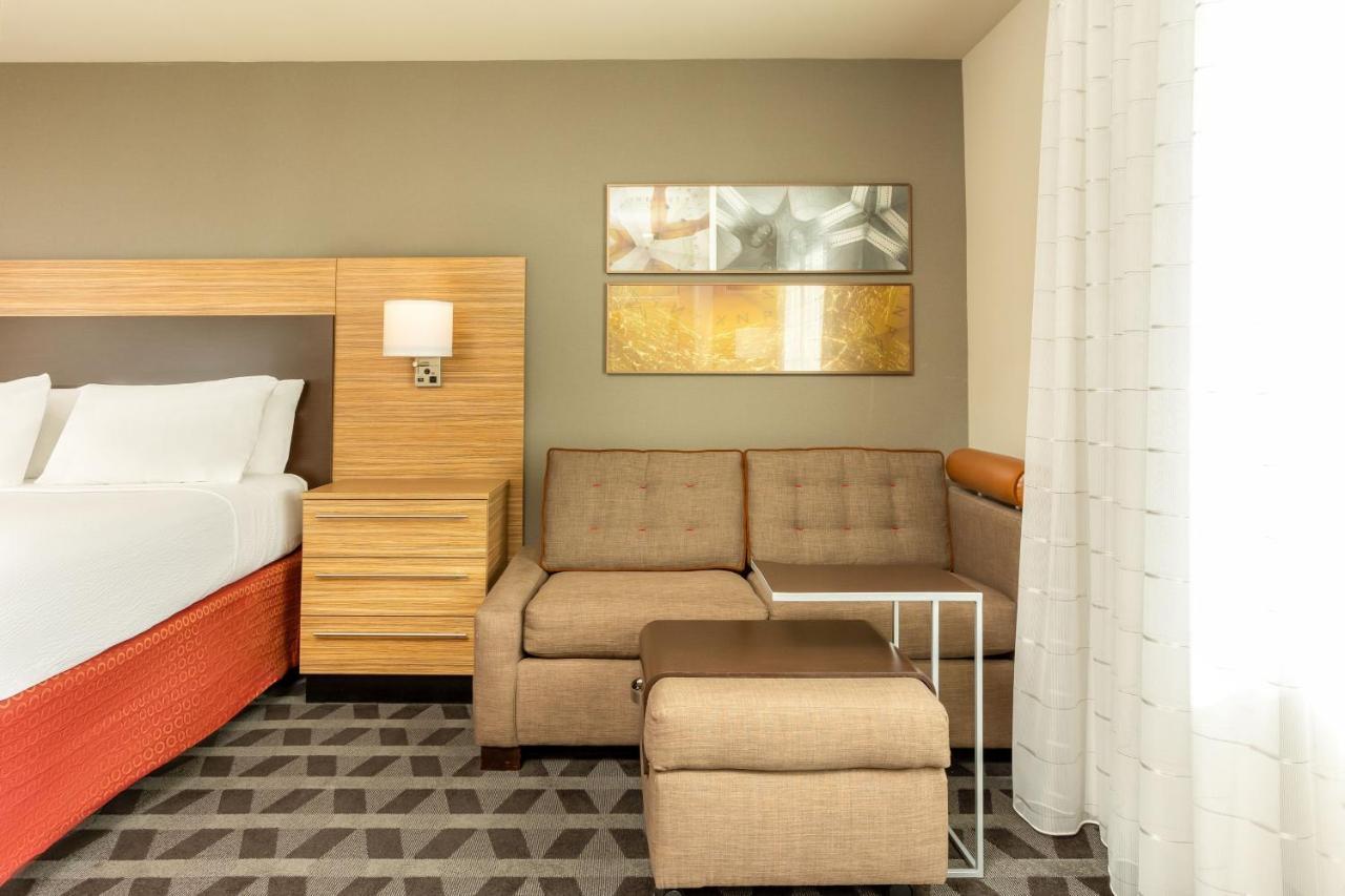 Towneplace By Marriott Vegas Stadium District 3*