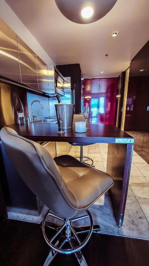 Luxury 53rd Flr With Amazing Sunset View & Balcony No Refee At Palms Place Apartahotel *