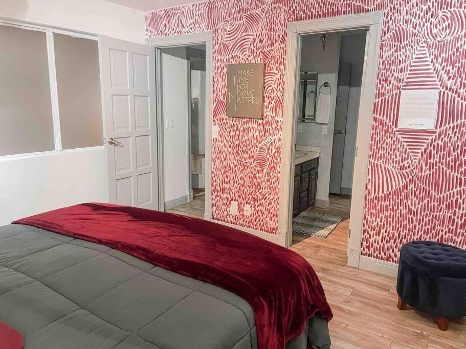 *entertainment Villa* 5min To Strip Optional Heated Pool Jacuzzi!