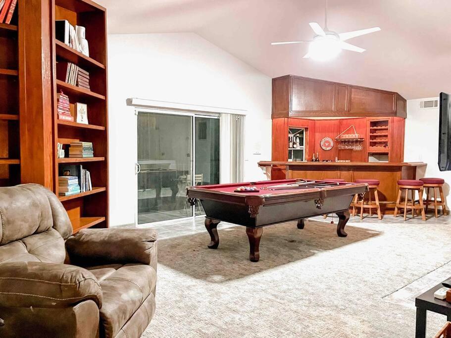 *entertainment Villa* 5min To Strip Optional Heated Pool Jacuzzi! Villa