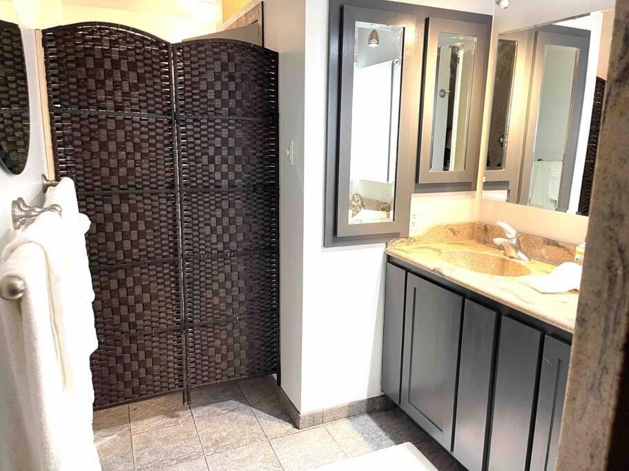 *entertainment Villa* 5min To Strip Optional Heated Pool Jacuzzi!