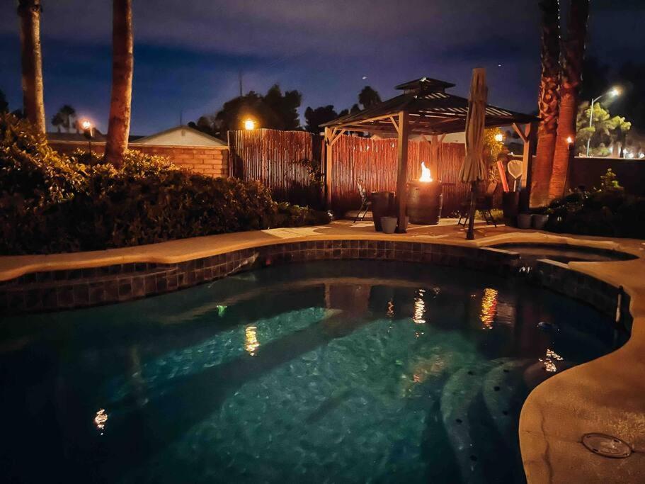 Villa *entertainment Villa* 5min To Strip Optional Heated Pool Jacuzzi! Las Vegas