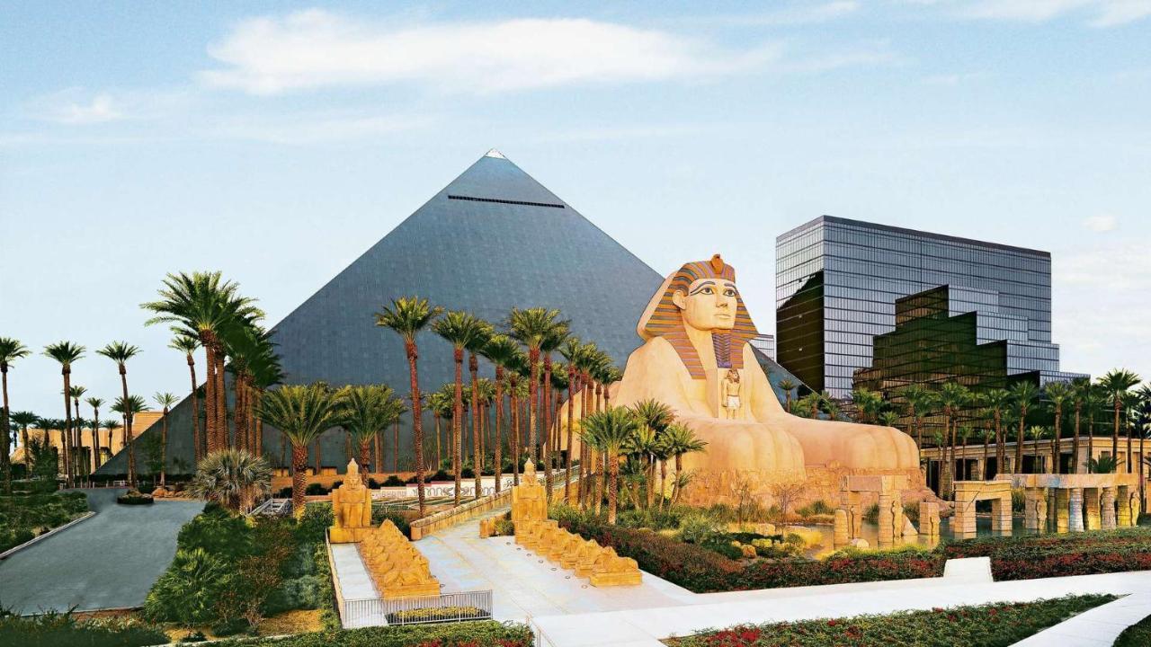 Apartahotel Strip Unit By Luxor And T Mobile Arena Area