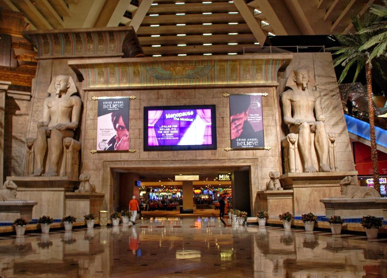 Apartahotel Strip Unit By Luxor And T Mobile Arena Area Las Vegas