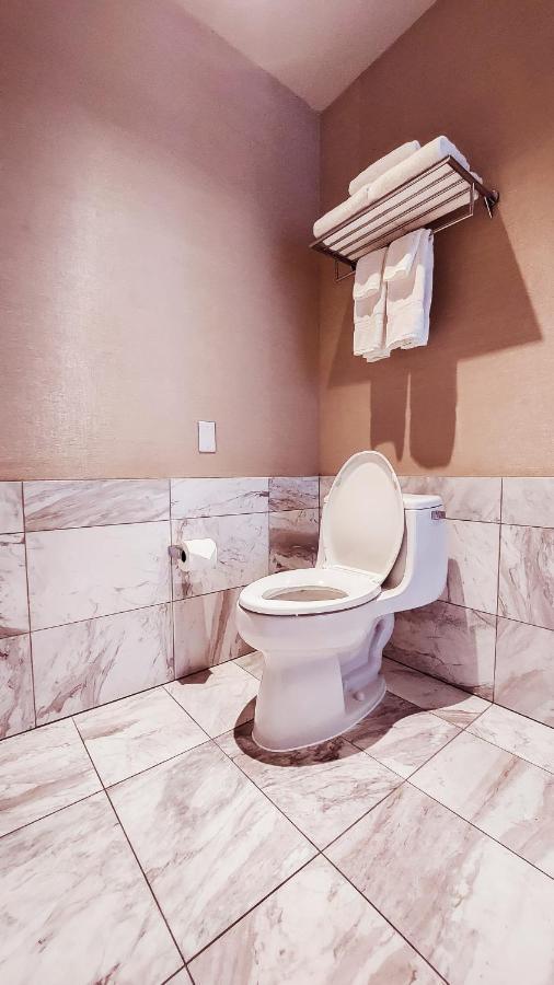 Apartahotel Luxury 53rd Flr With Amazing Sunset View & Balcony No Refee At Palms Place