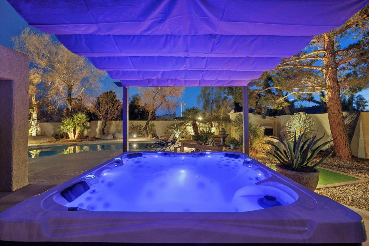 Villa Ranch Style With Pool And Las Vegas
