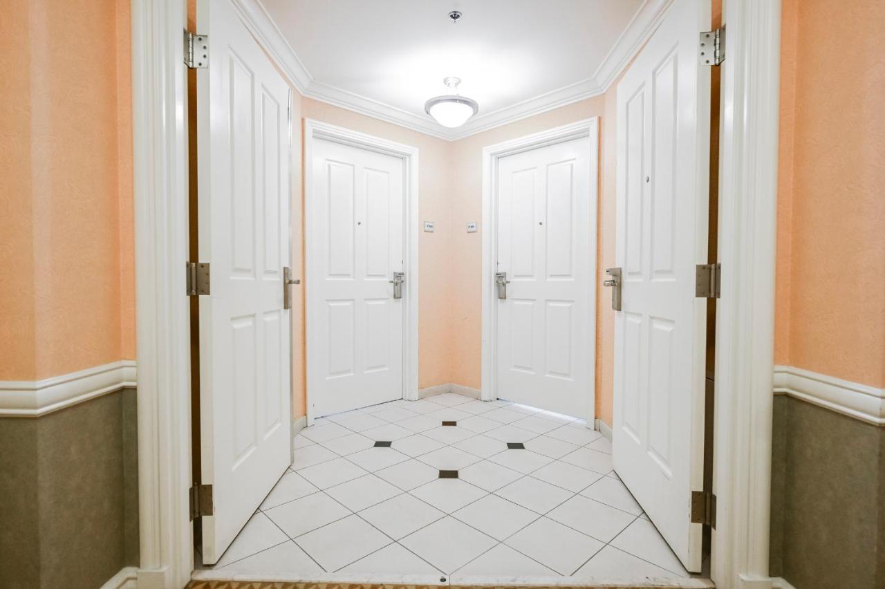 Apartahotel Stripviewsuites Penthouse Two-bedroom Conjoined Las Vegas