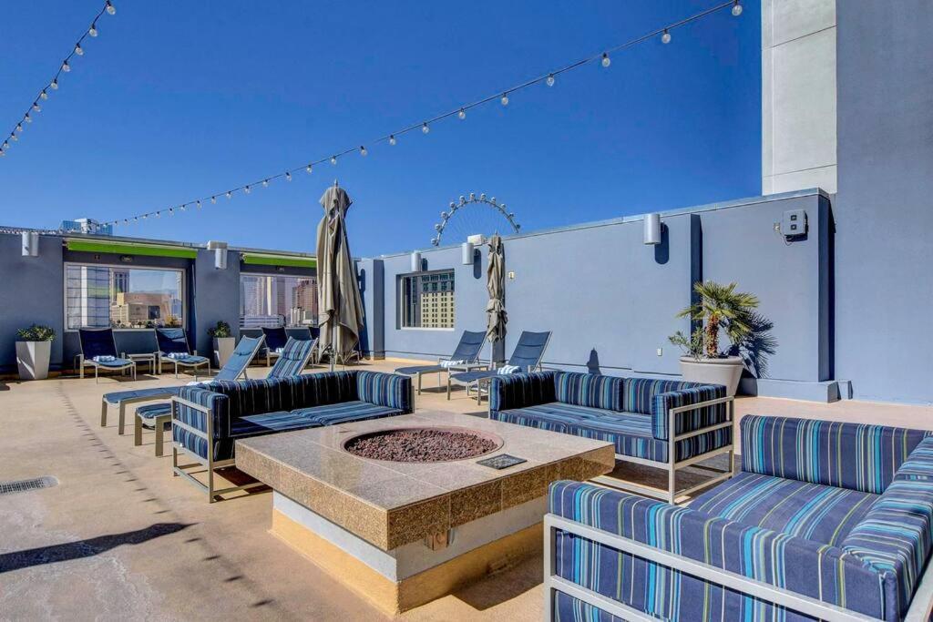 Apartahotel Ultimate Vegas Getaway One Bedroom With Balcony, Kitchen, Gym, Pool & Free Parking Las Vegas