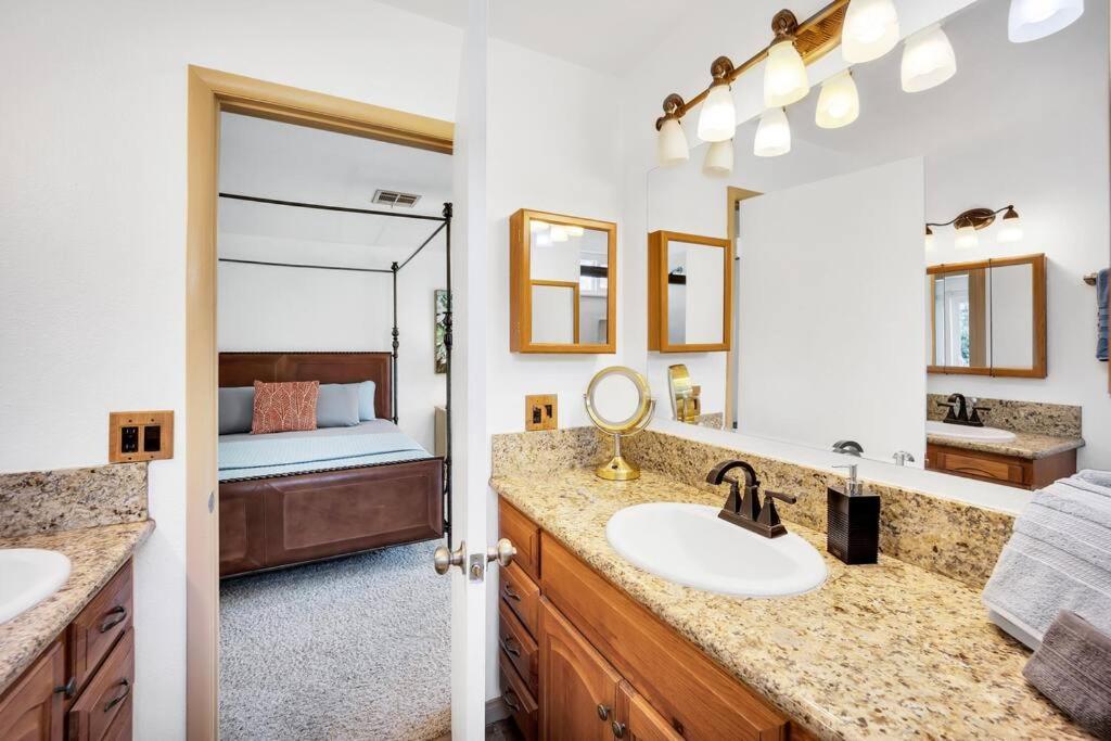 Centrally Located Spacious Vacation Hom 13 M Strip Сasa de vacaciones