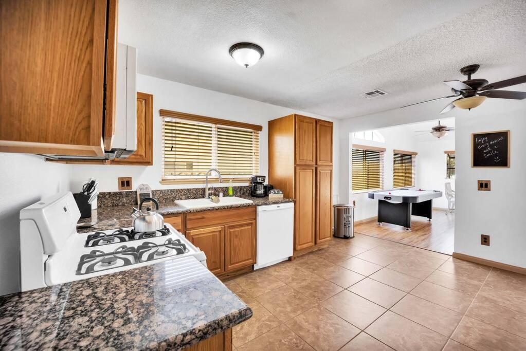 Centrally Located Spacious Vacation Hom 13 M Strip * Las Vegas