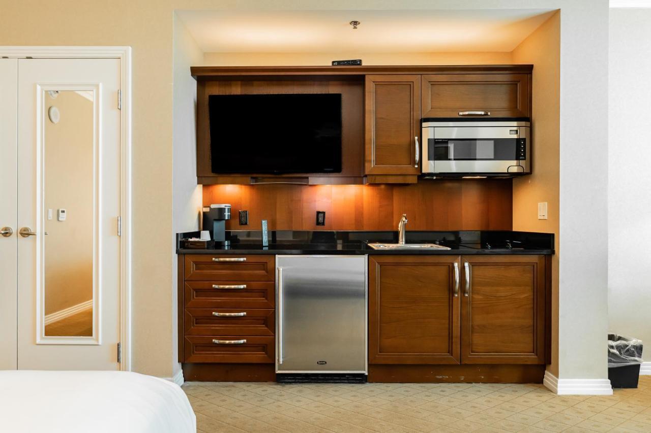 Apartahotel Mgm Signature, Centrally Located, Strip Views No Fee *