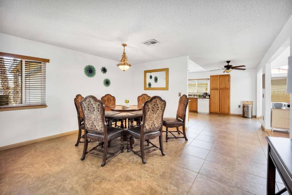 Centrally Located Spacious Vacation Hom 13 M Strip Las Vegas