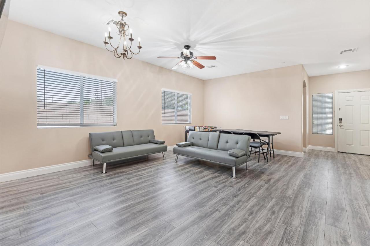 Сasa de vacaciones Beautiful Spacious Single Story Vegas *