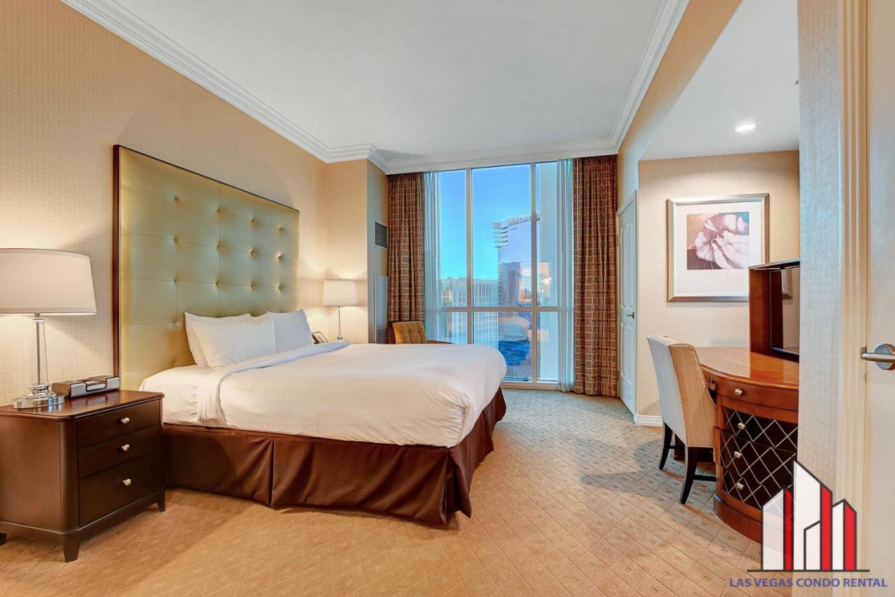 Сasa de vacaciones Mgm Signature-30-721 1br2ba F1 Strip View Balcony *