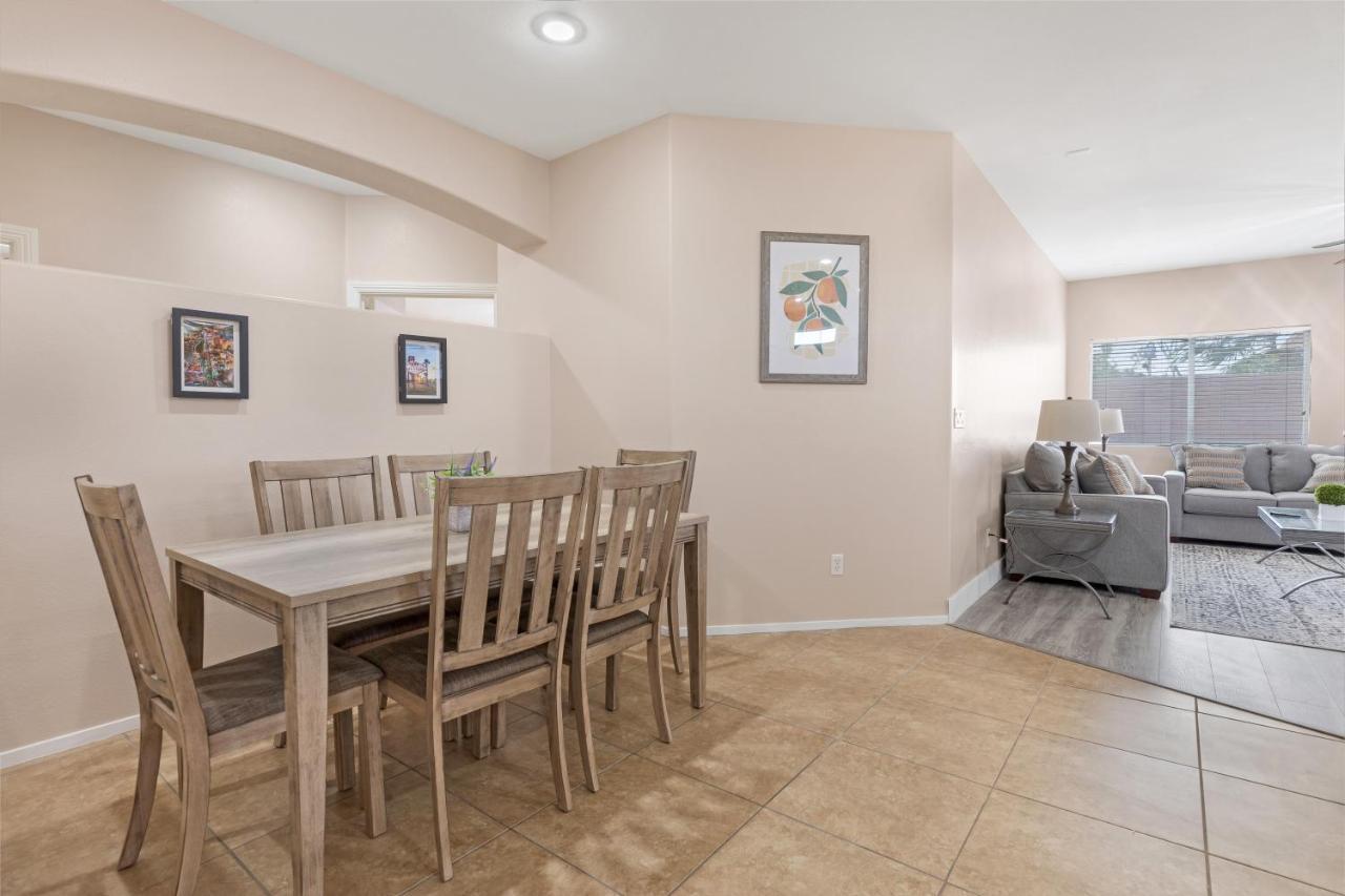 Сasa de vacaciones Beautiful Spacious Single Story Vegas