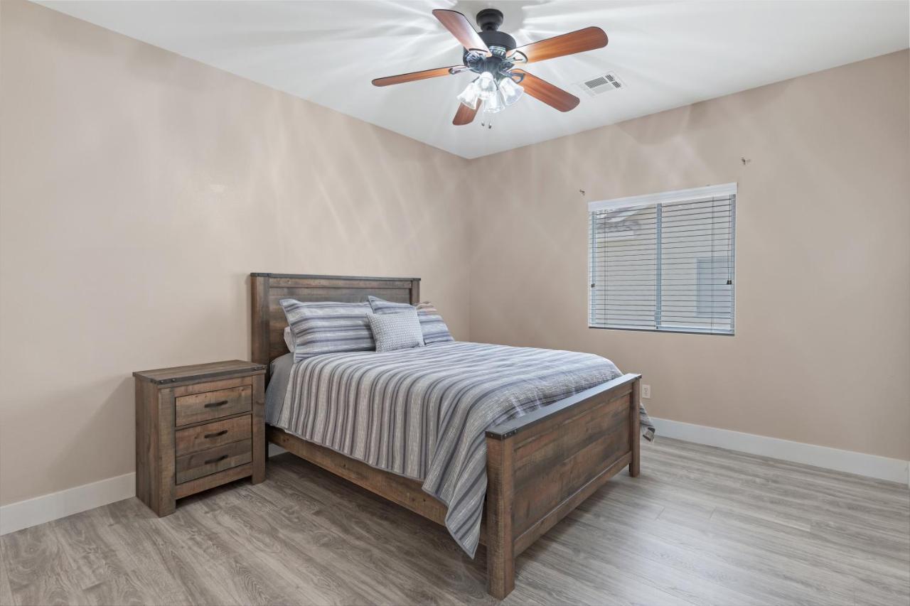 Beautiful Spacious Single Story Vegas Сasa de vacaciones