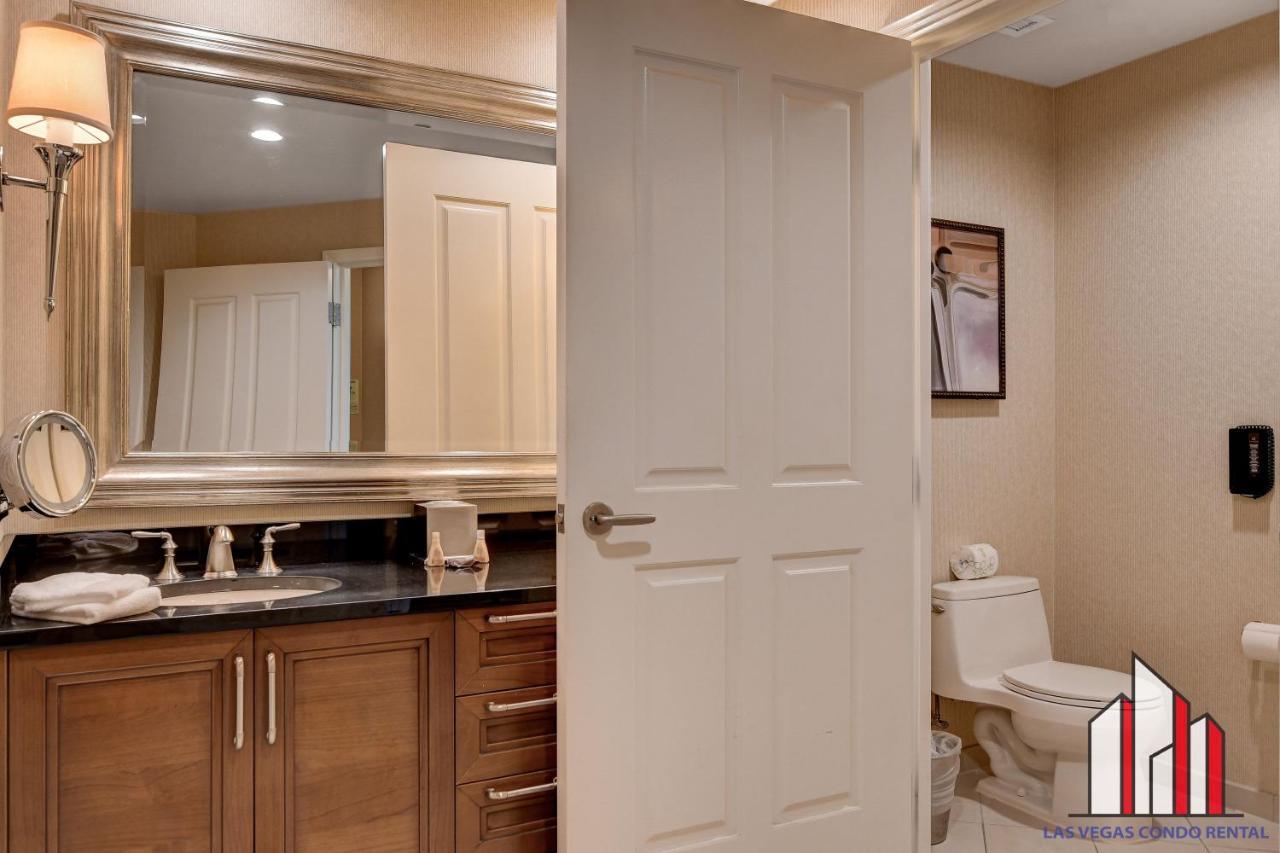 Mgm Signature-23-709 Strip View Jacuzzi Studio Holiday home