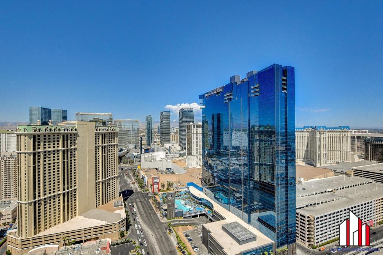 Mgm Signature-34-821 1br2ba F1 Strip View Balcony *