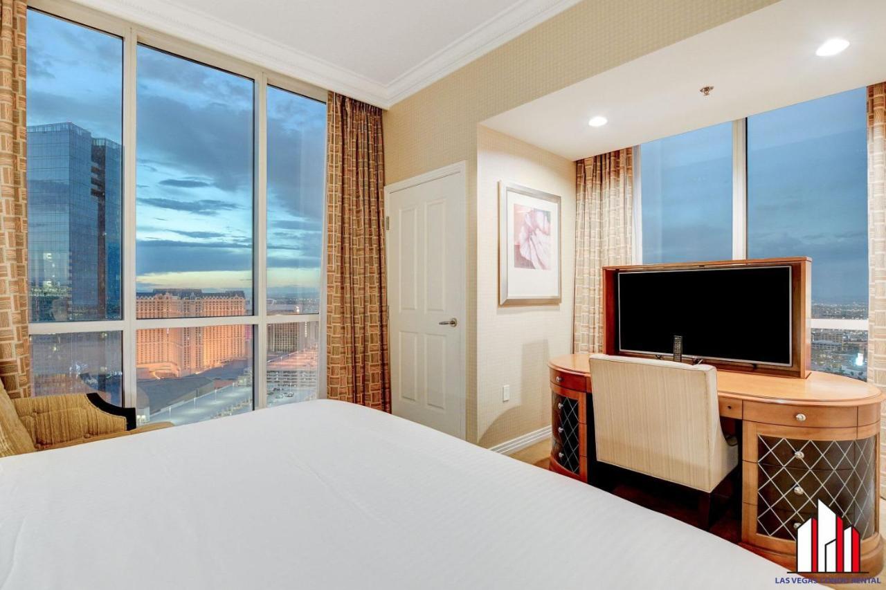 Сasa de vacaciones Mgm Signature-34-821 1br2ba F1 Strip View Balcony *