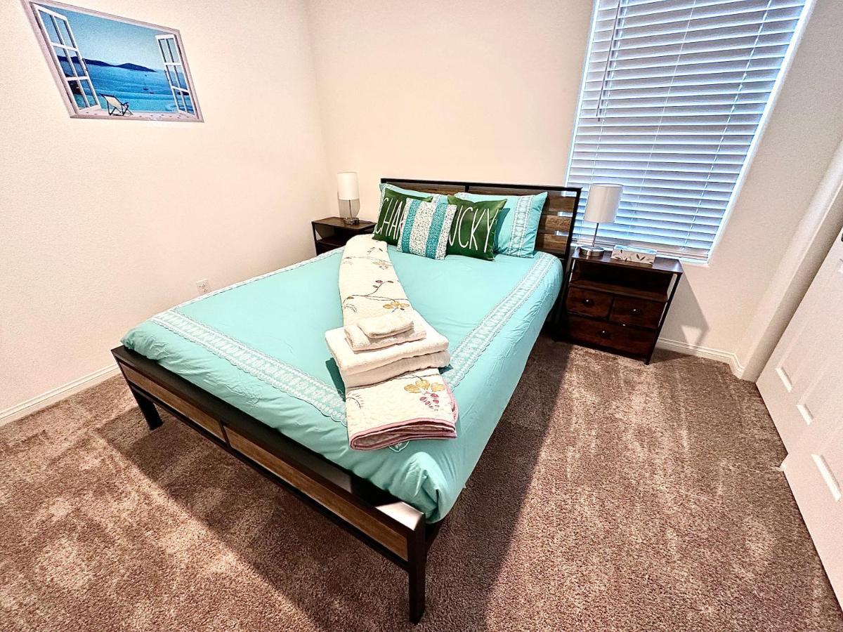 Spacious House, 5 Bedrooms, Sleeps 12, Near Vegas Strip And Airport Сasa de vacaciones Las Vegas