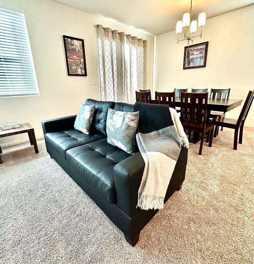 Сasa de vacaciones Spacious House, 5 Bedrooms, Sleeps 12, Near Vegas Strip And Airport Las Vegas