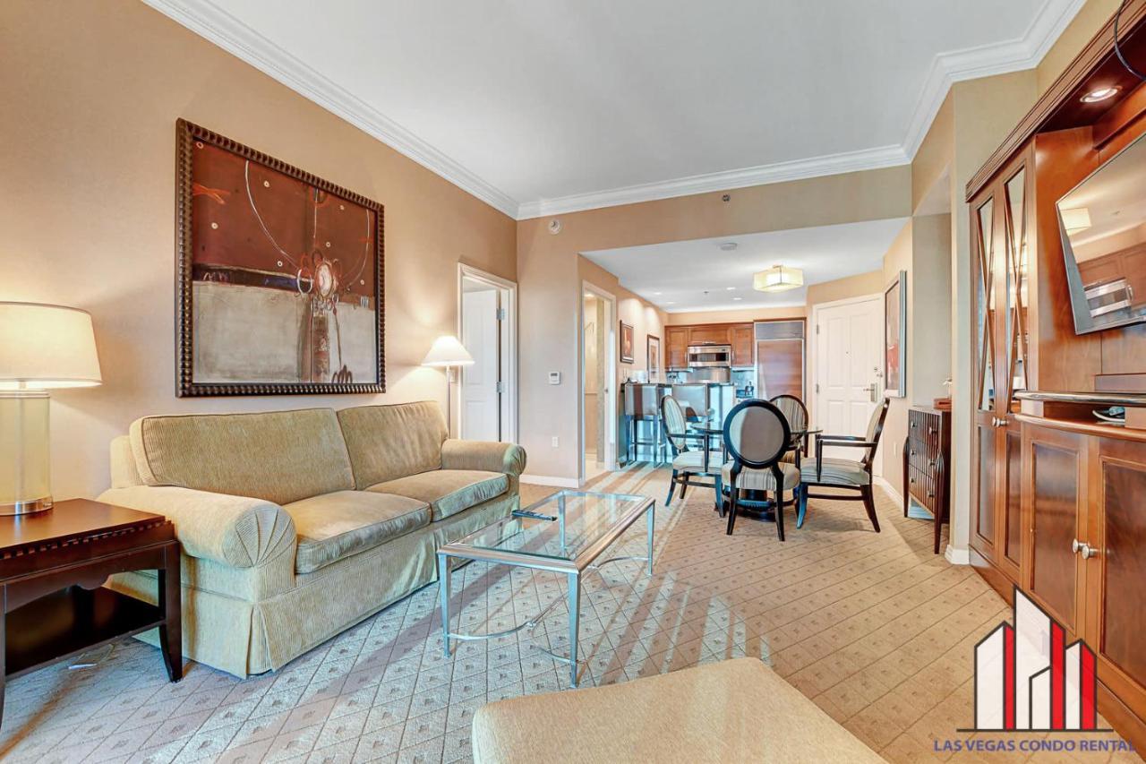 Mgm Signature-30-721 1br2ba F1 Strip View Balcony