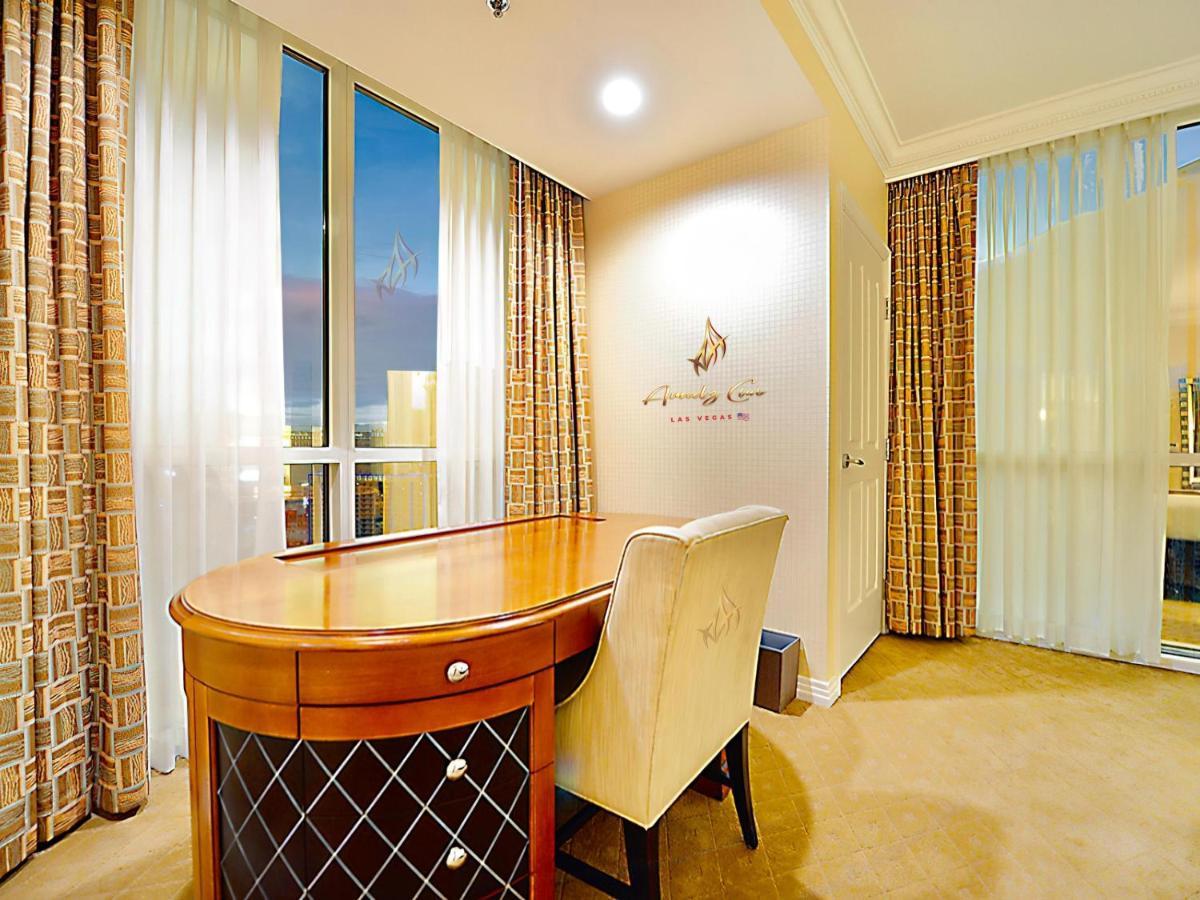 Amalz Collection At Mgm Signature ! *