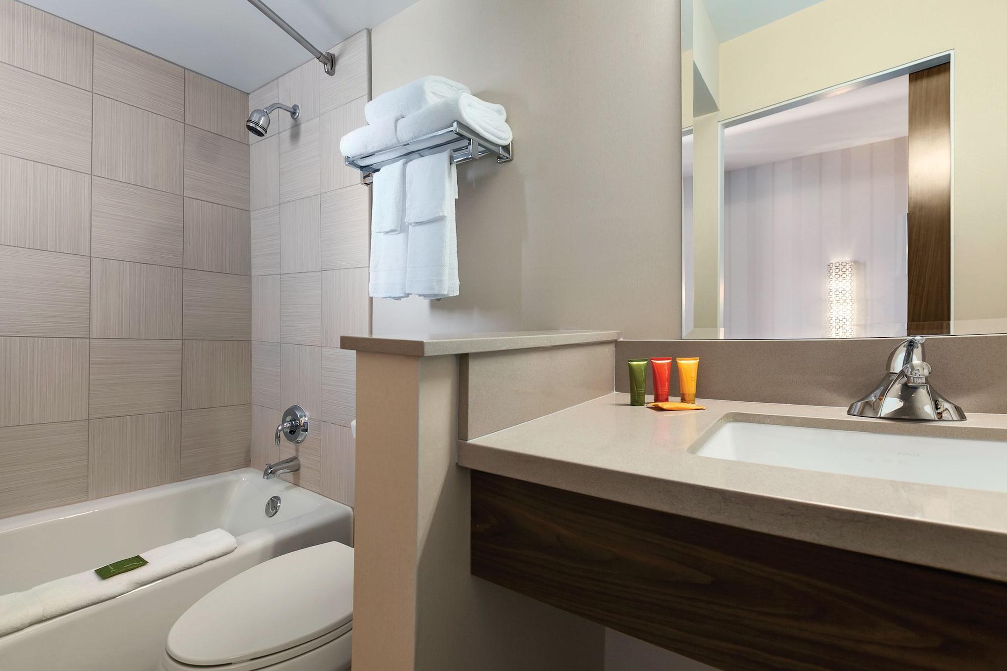 Gold Coast Y Casino Resort 3*