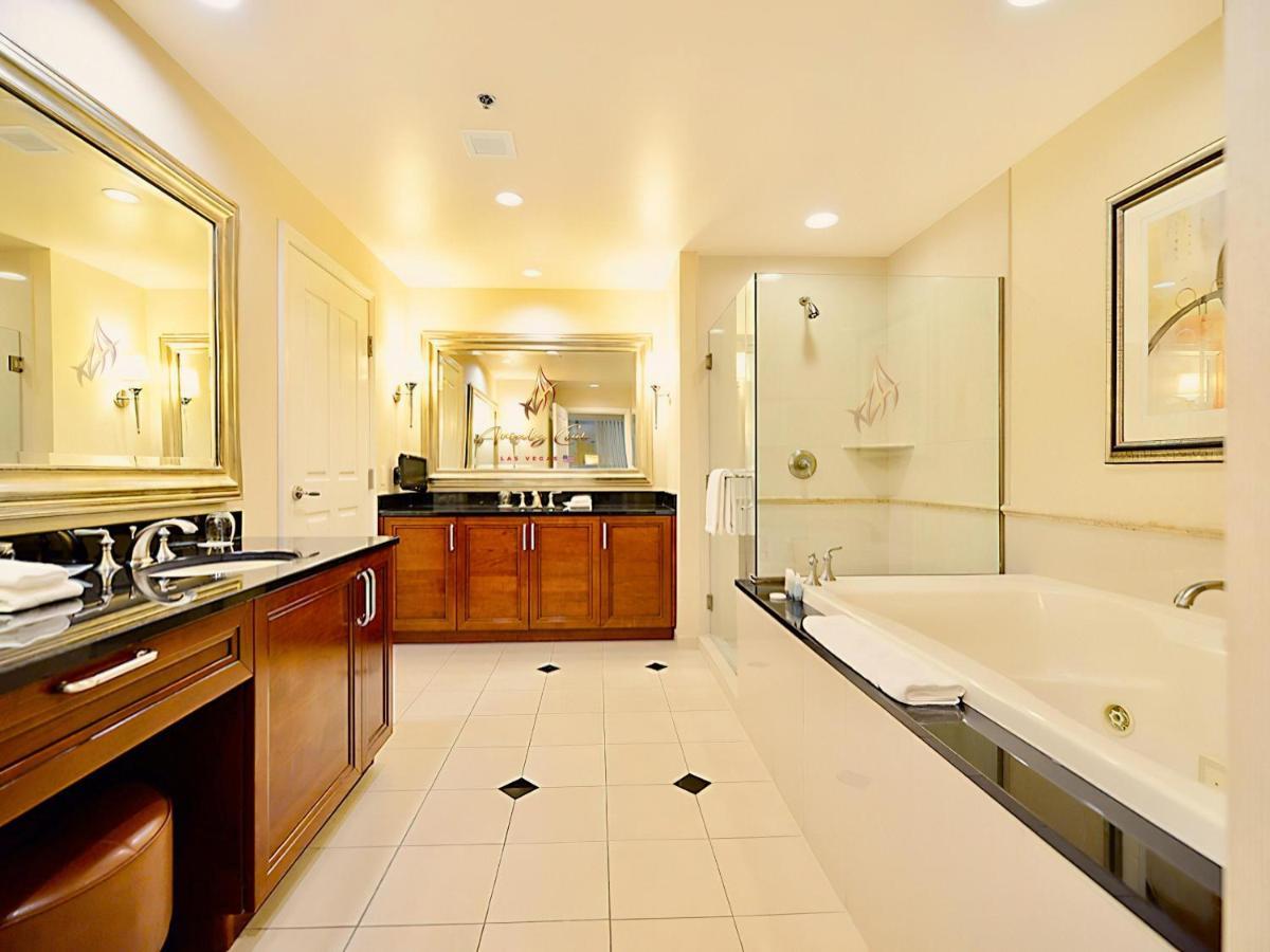 Amalz Collection At Mgm Signature !