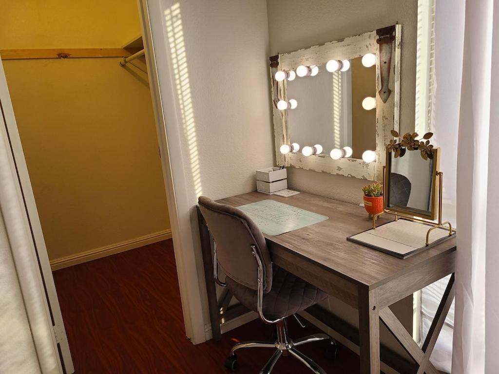 2bed 1 Bath Near Nellis Afb & The Strip Apartamento Las Vegas