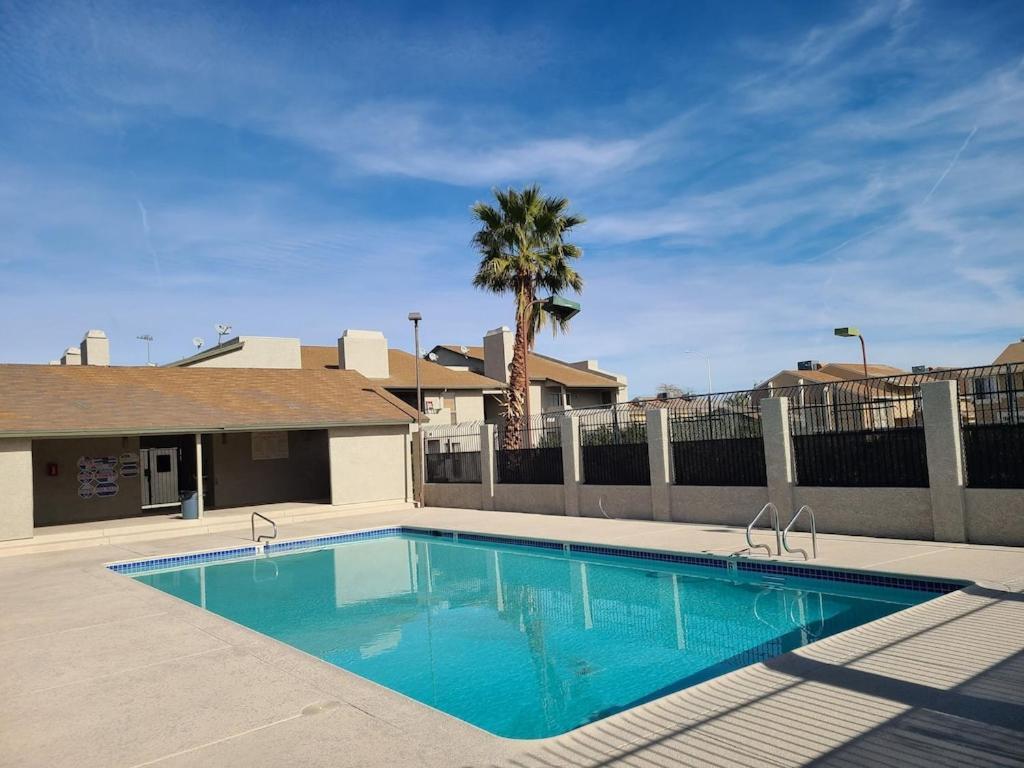2bed 1 Bath Near Nellis Afb & The Strip