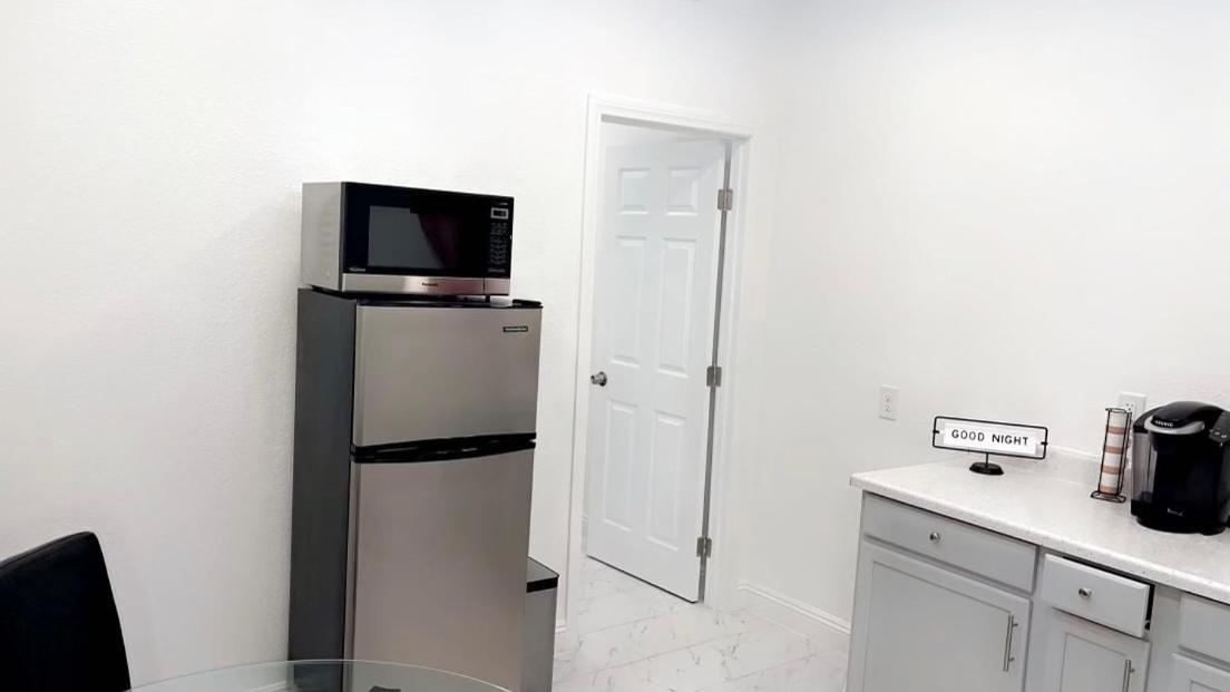 Apartamento Cozy Studio…5 Min Away From Airport. “