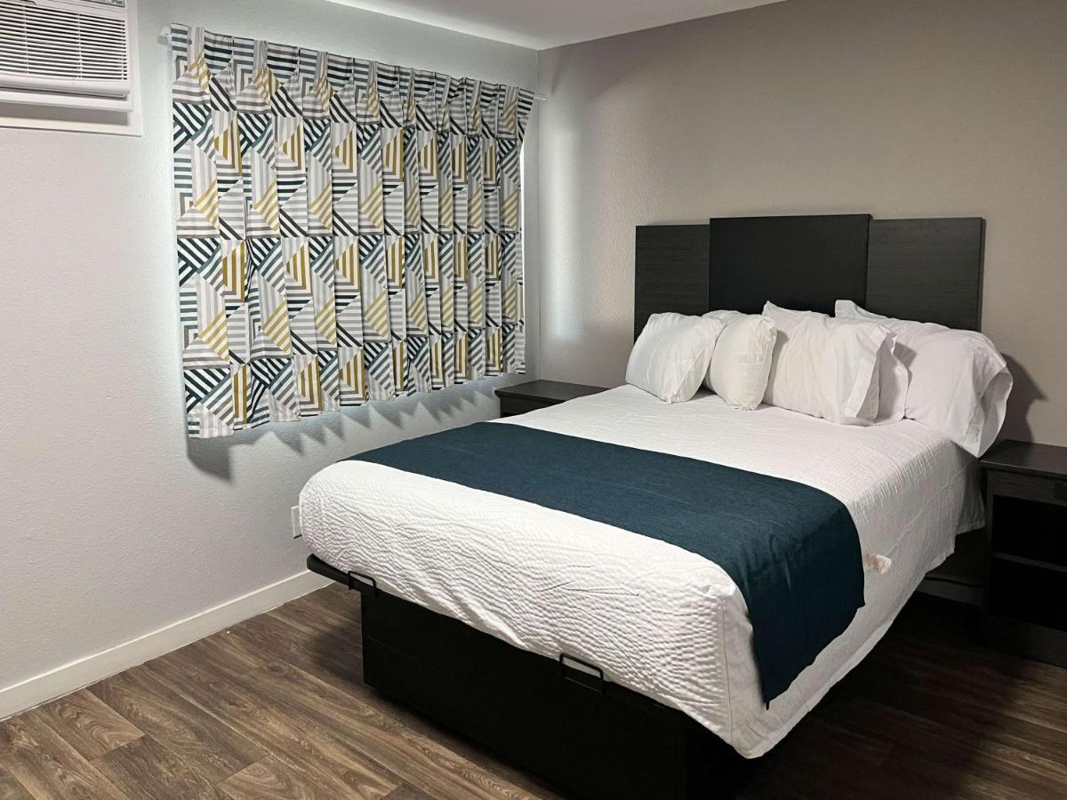 6 Vegas Nv Downtown Fremont St Hotel 2*