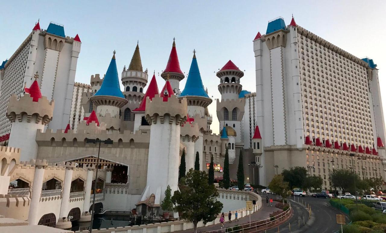 Apartahotel Beddable Unit By The Excalibur Casino Strip Las Vegas