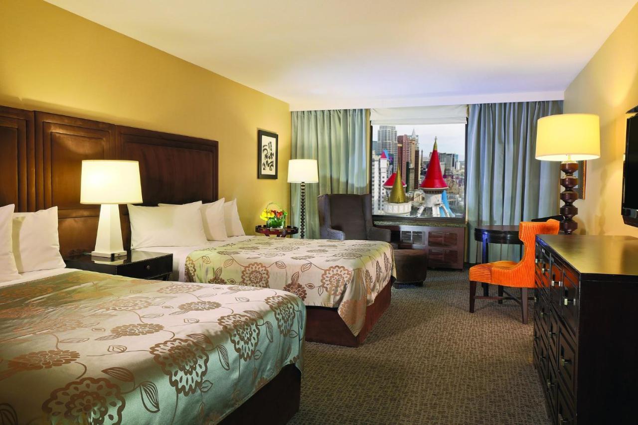 Apartahotel Beddable Unit By The Excalibur Casino Strip