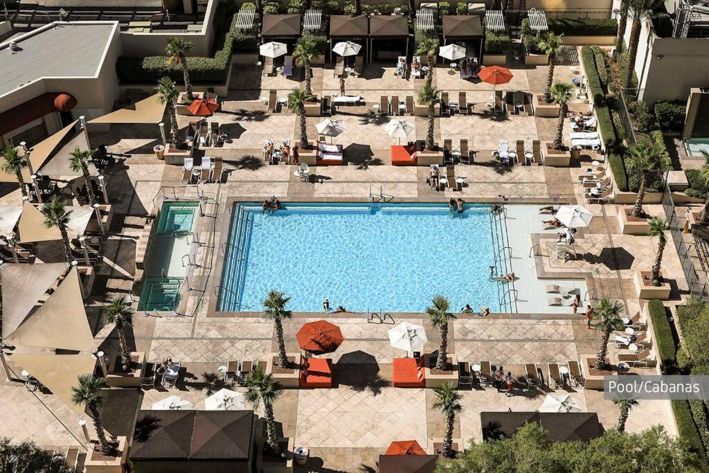 Apartahotel The Liberace *