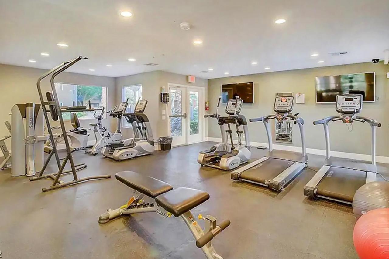 Apartamento Upgraded & Stylish, Pool, Hot Tub, Walk To Strip! *