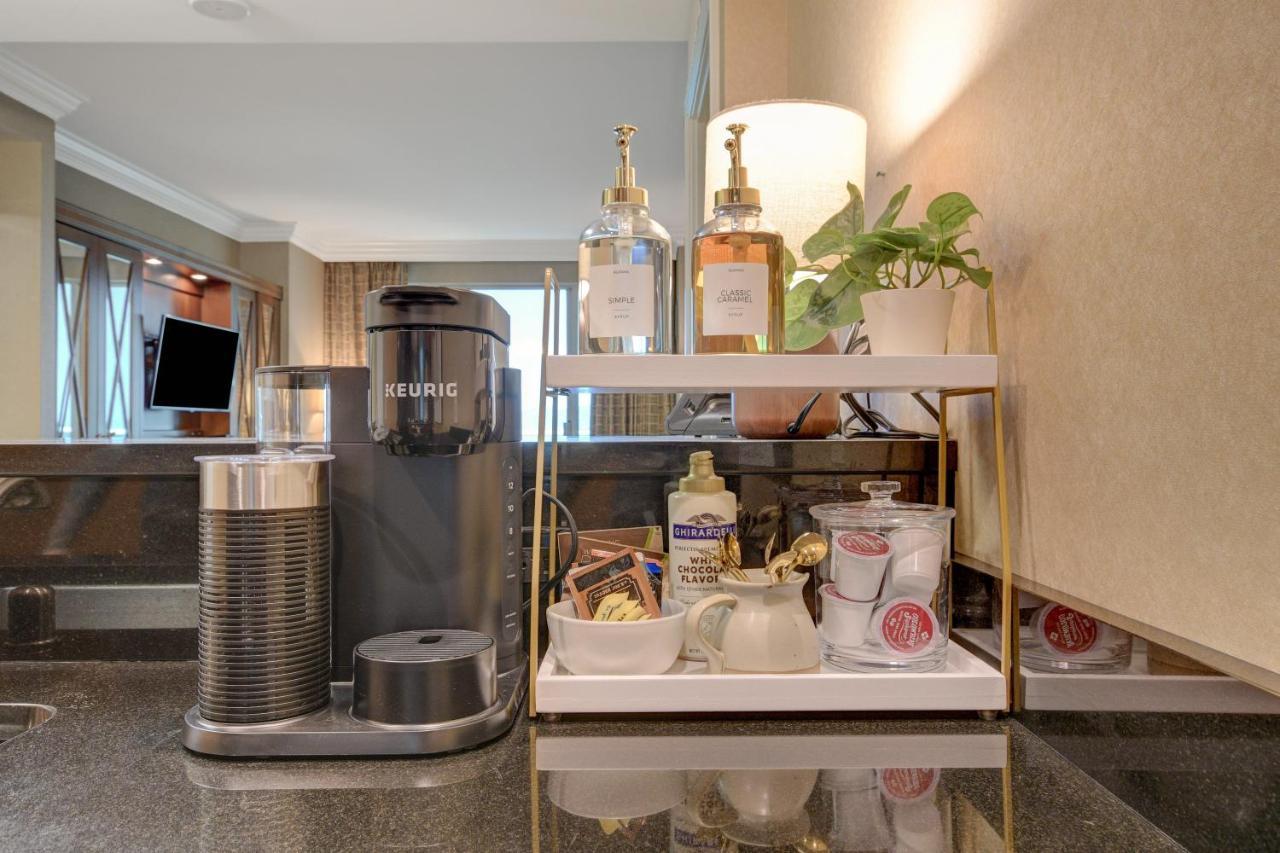 Apartahotel Luxurious 1 Bd/2bth Premium Mgm Signature W/balcony
