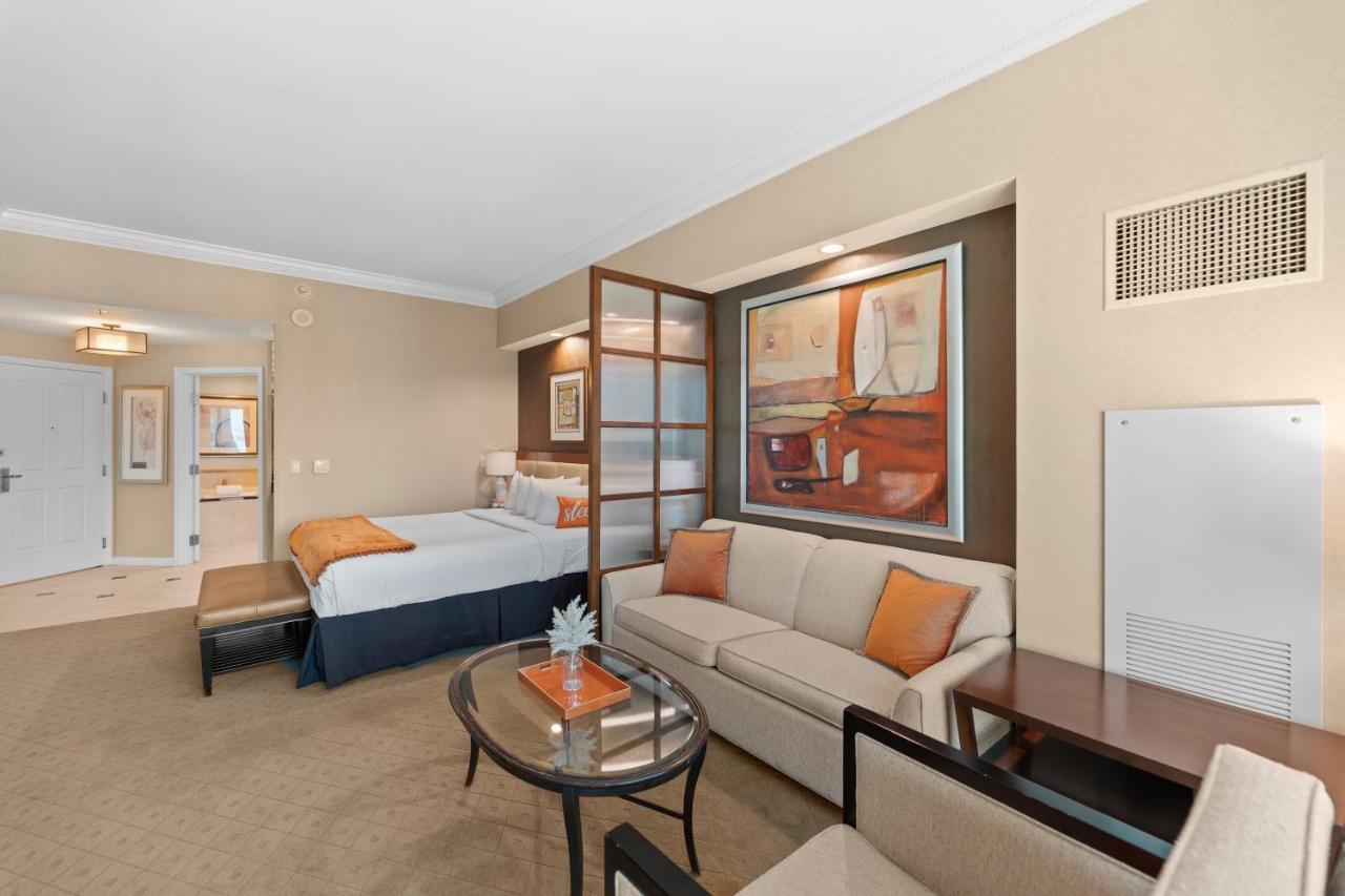Hotel Lucky Gem Penthouse & Luxury At Signature Resort, Balcony Strip View 1607
