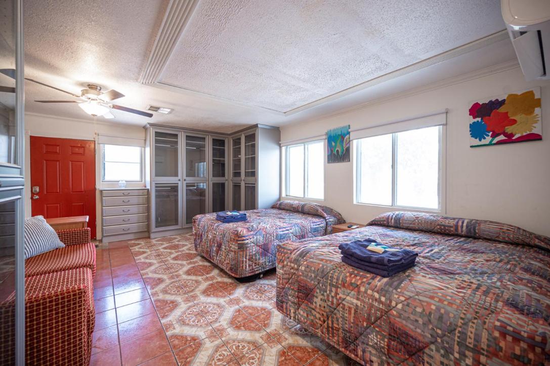 16 Large Studio With Kitchenette Apartamento *