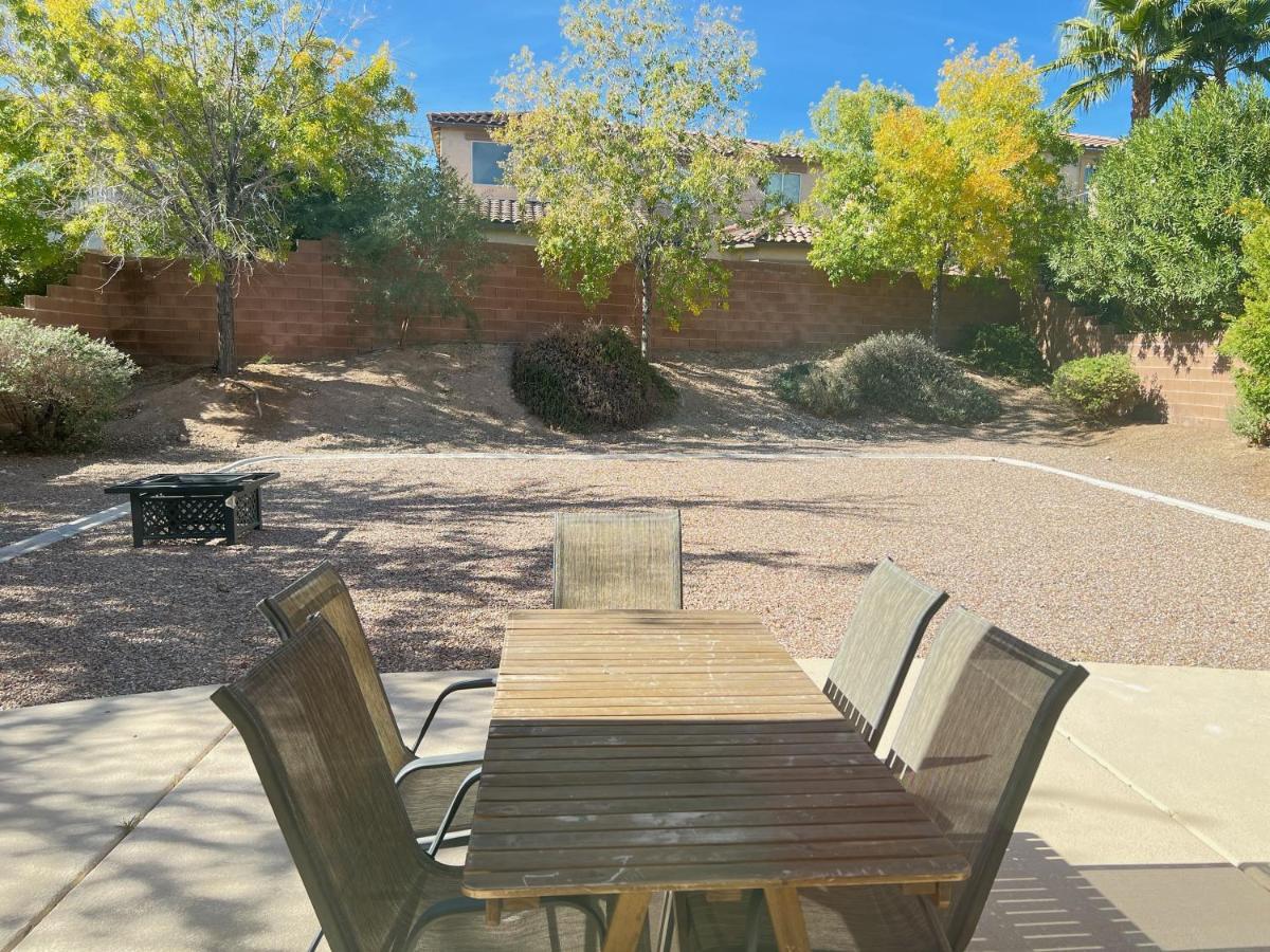 Viv's Peaceful Oasis 4 Bedroom In Summerlin Close To Redrock * Las Vegas