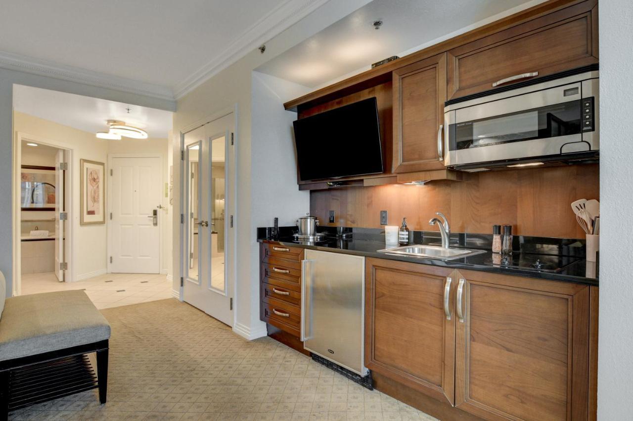 Blu Cashmere * Mgm Signature 23rd Flr W/balcony Strip View Apartahotel Las Vegas