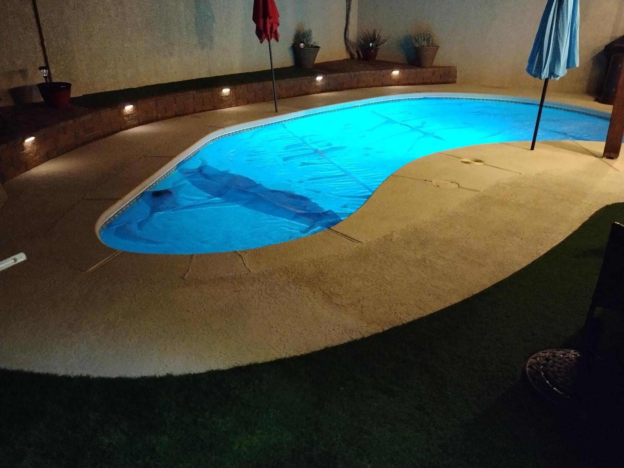 New Beautifully Remodeled In Vegas Сasa de vacaciones Las Vegas