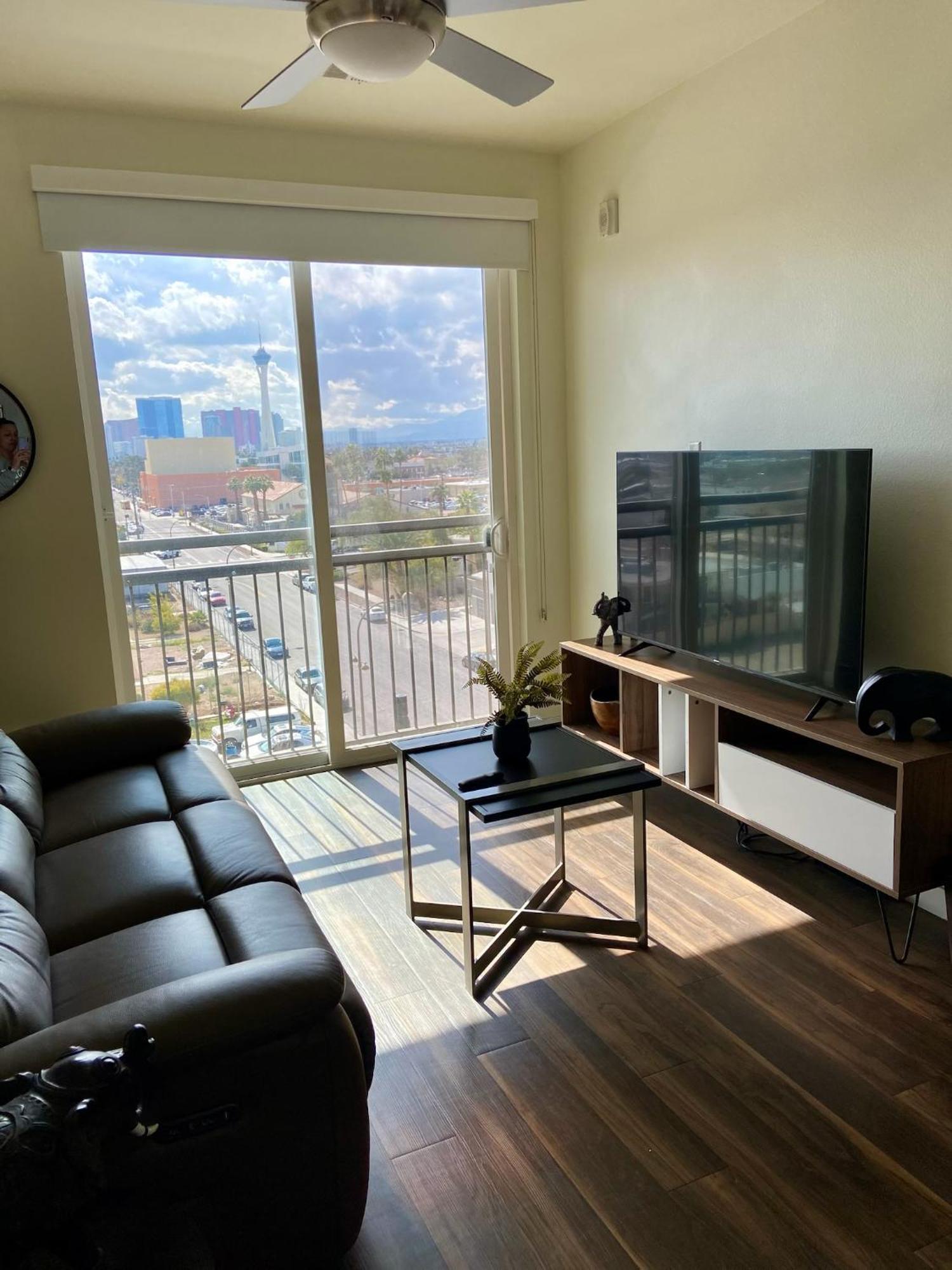 Ely On Fremont Apartamento