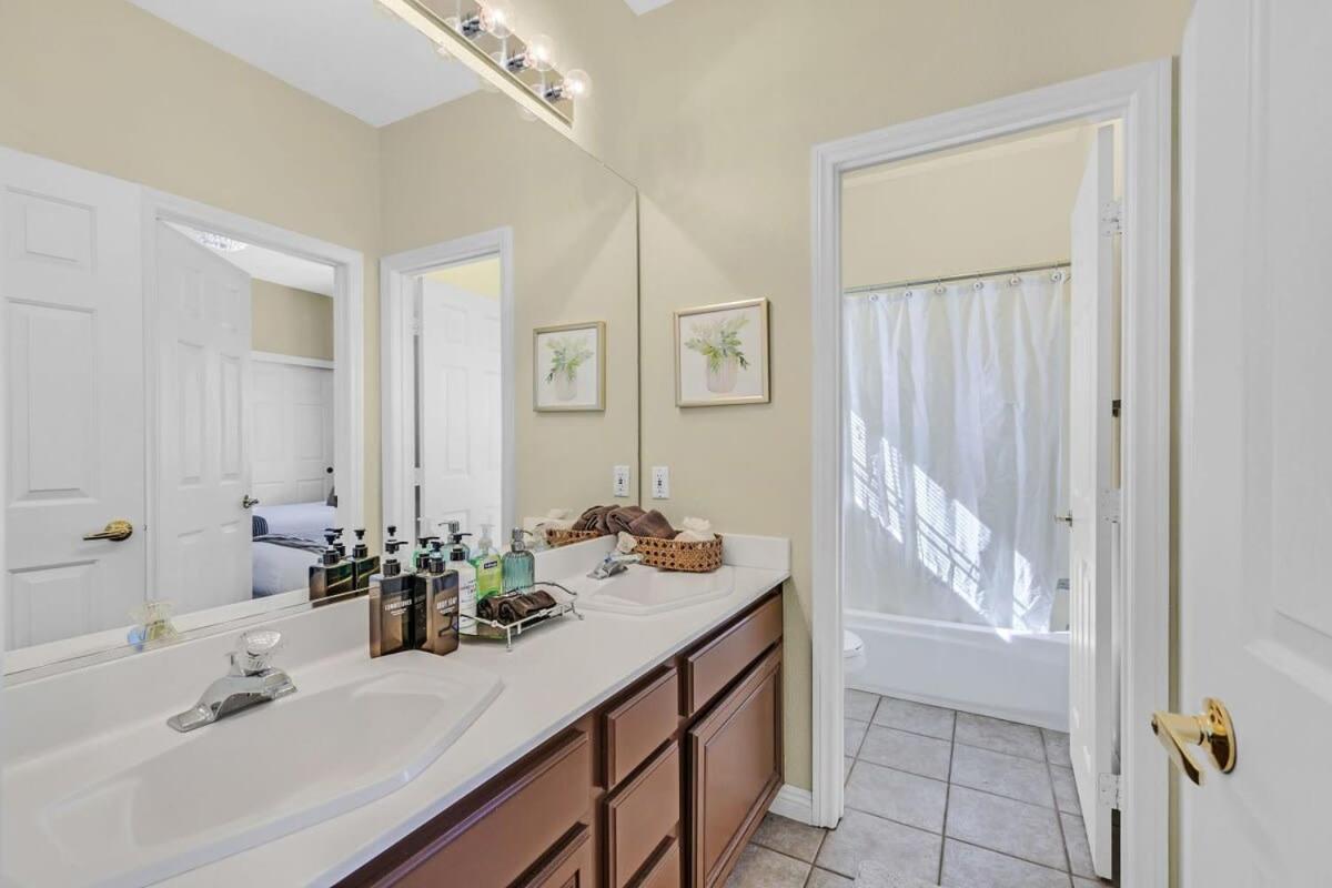 Stunning 4br Getaway W Pool, Hot Tub, & Firepit Сasa de vacaciones *