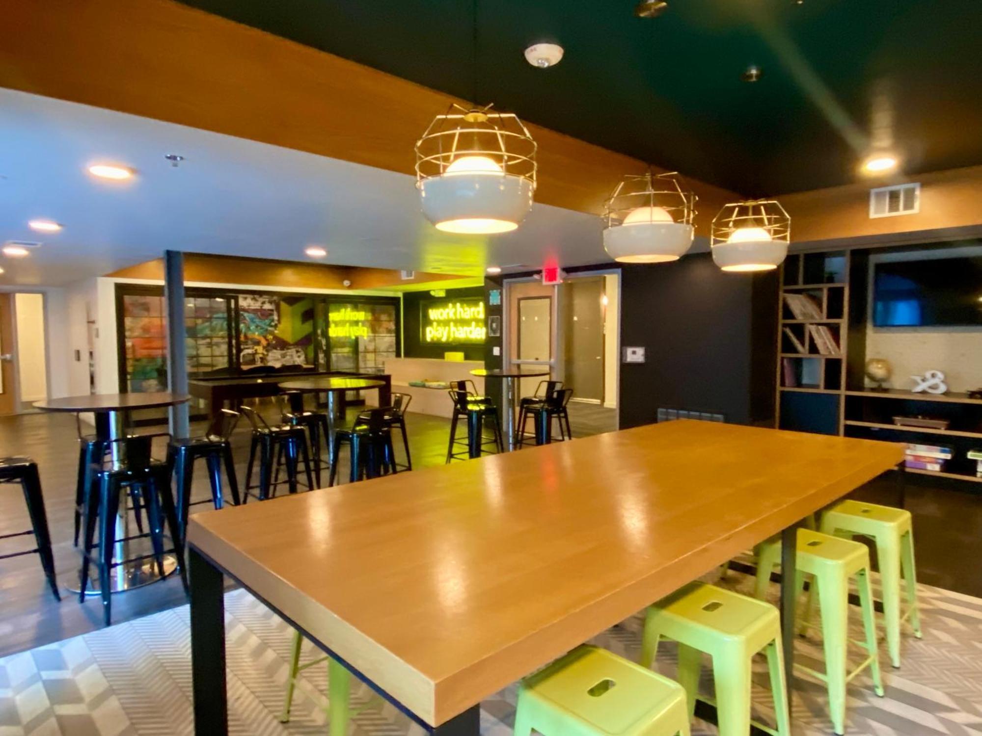 Ely On Fremont Apartamento *