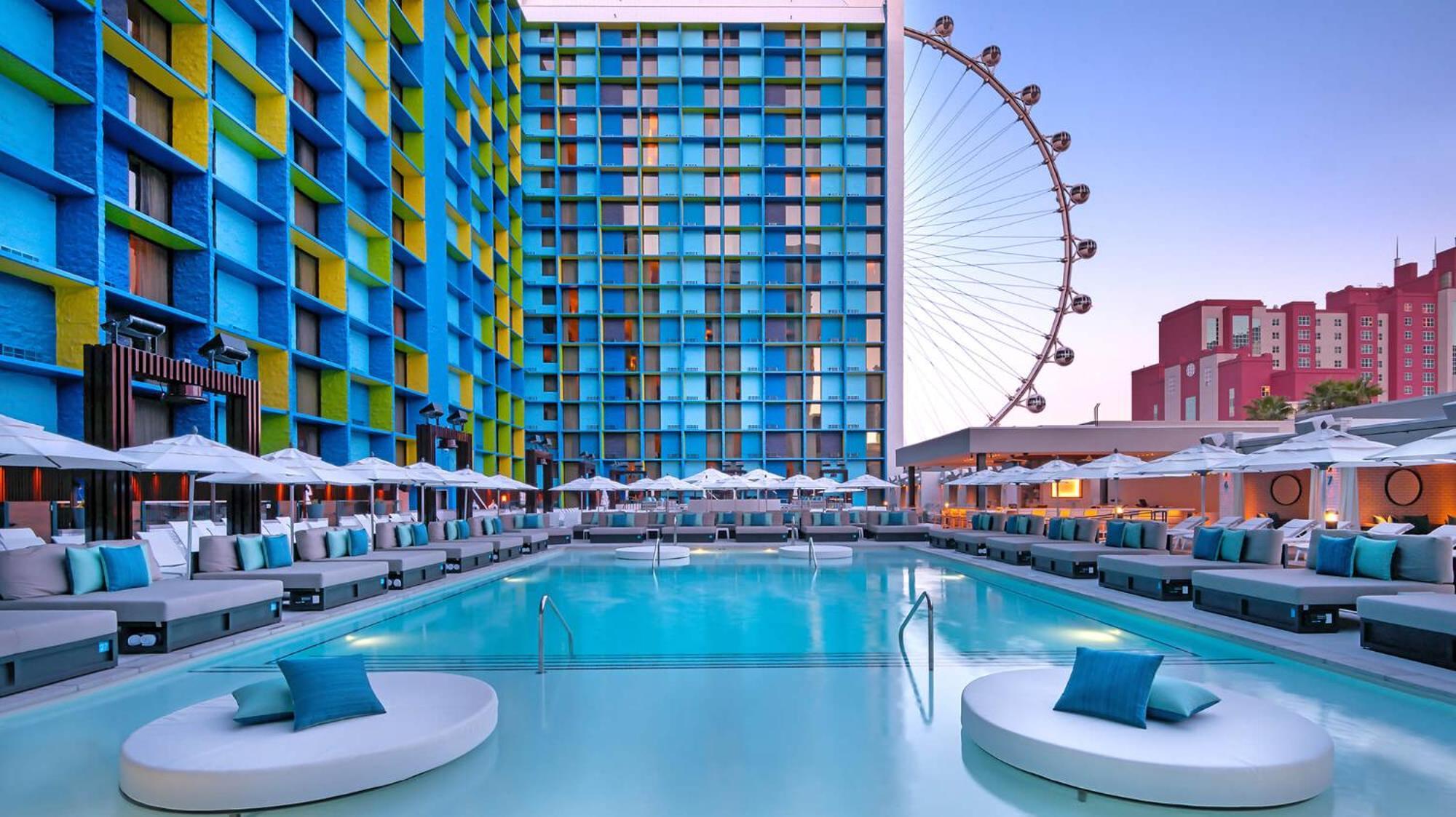 Hotel Coolest Bar Hoping Linq Casino Strip Las Vegas